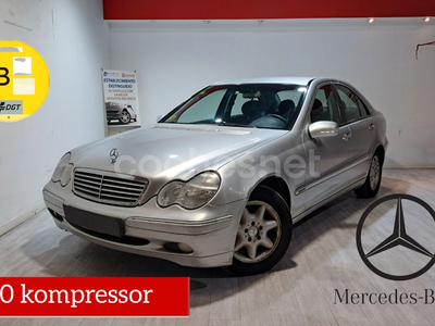 MERCEDES-BENZ Clase C C 200 K ELEGANCE 4p.