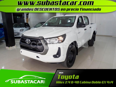 TOYOTA Hilux 2.4 D4D Cabina Doble GX 4p.