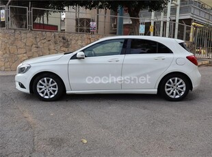 MERCEDES-BENZ Clase A A 180 BlueEFFICIENCY Style 5p.