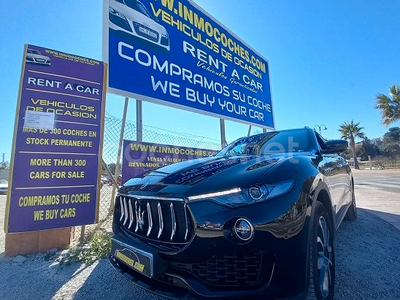 MASERATI Levante V6 275 HP D AWD GranLusso 5p.