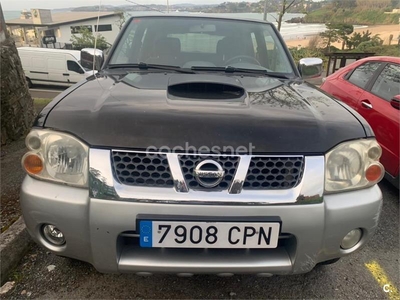 NISSAN Navara