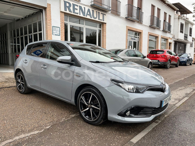 TOYOTA Auris 1.8 140H Hybrid Feel Edition