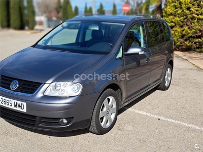 VOLKSWAGEN Touran 2.0 TDI 140 Highline 5p.