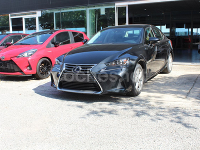 LEXUS IS 2.5 300h Business 4p.