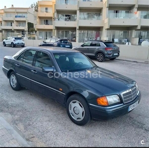 MERCEDES-BENZ Clase C