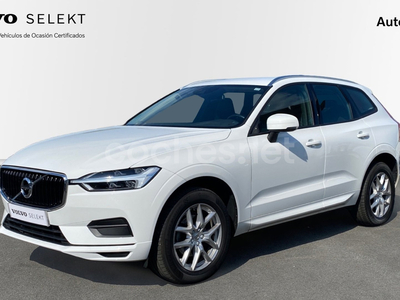 VOLVO XC60 2.0 D4 AWD Momentum Auto 5p.