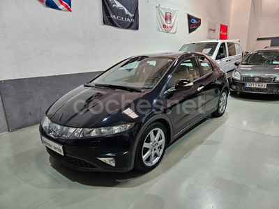 HONDA Civic 1.8 iVTEC Executive Piel Nav iSHIFT 5p.