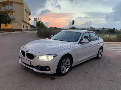 BMW Serie 3 320d EfficientDynamics 4p.