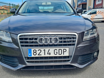 AUDI A4 2.0 TDI 143cv DPF 4p.