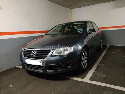 VOLKSWAGEN Passat 2.0 TDI 110cv DPF Edition Plus 4p.