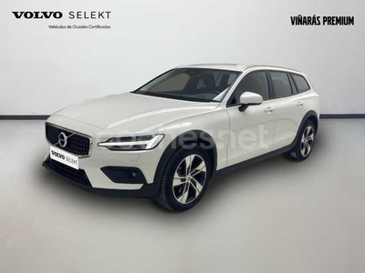 VOLVO V60 Cross Country 2.0 B4 D AWD Cross Country AUTO 5p.