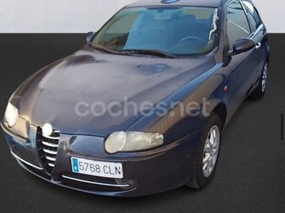 ALFA ROMEO 147 1.9 JTD Distinctive 3p.