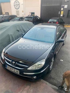 PEUGEOT 607