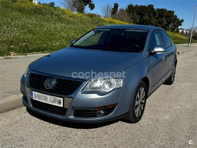 VOLKSWAGEN Passat 2.0 TDI 110cv DPF Edition Plus 4p.