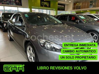 VOLVO V40 2.0 D3 Momentum 5p.