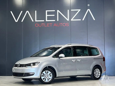 VOLKSWAGEN Sharan (2019) - 29.900 € en Málaga