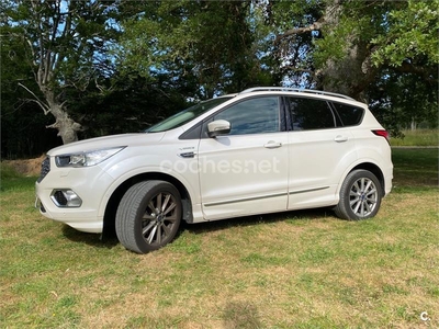 FORD Kuga 2.0 TDCi 110kW 4x4 ASS Vignale 5p.