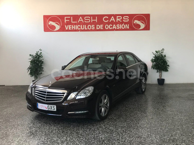 MERCEDES-BENZ Clase E E 250 CDI Blue Efficiency Avantgarde 4p.