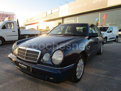 MERCEDES-BENZ Clase E E 320