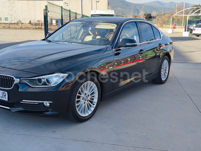 BMW Serie 3 320d Luxury 4p.