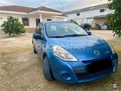 RENAULT Clio III