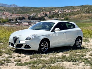 ALFA ROMEO Giulietta 1.6 JTDm 105cv Distinctive 5p.