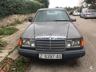 MERCEDES-BENZ 220