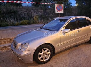 MERCEDES-BENZ Clase C C 200 K ELEGANCE 4p.