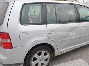 VOLKSWAGEN Touran 2.0 TDI 140 Traveller 5p.