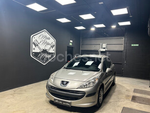 PEUGEOT 207 Confort 1.4 75 5p.