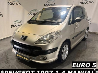 PEUGEOT 1007 1.4 Urban 3p.