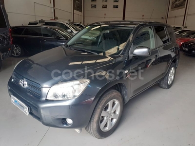 TOYOTA Rav4 2.0 VVTI Advance 4x4 5p.