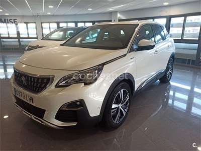 PEUGEOT 3008 Hybrid 225 eEAT8 Allure 5p.