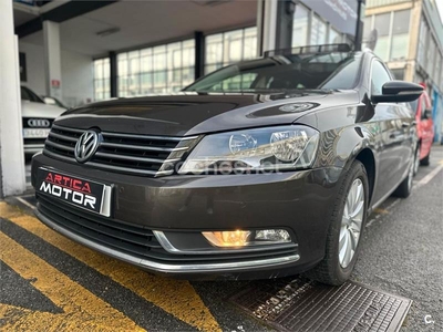 VOLKSWAGEN Passat Variant 1.6 TDI 105cv Exclusive BMT 5p.