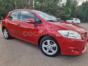 TOYOTA Auris 1.4 D4D DPF Active 5p.