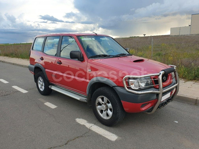 NISSAN Terrano II 2.7 TDi Luxury 5p 5p.