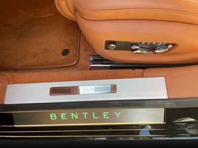 Bentley Flying Spur 4.0 V8 Flying Spur 405 kW (550 CV)
