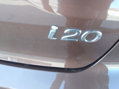 Hyundai i20 1.4 CRDI Essence 66 kW (90 CV)
