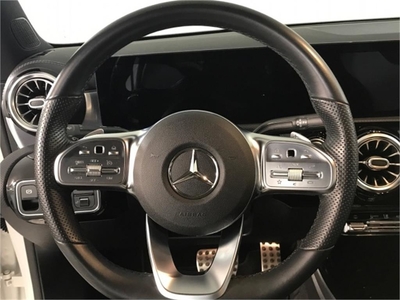 Mercedes-Benz Clase CLA CLA 180 100 kW (136 CV)
