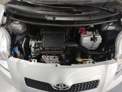 Toyota Yaris 1.3 VVT-i 64 kW (87 CV)