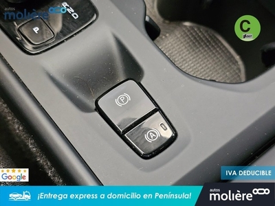 Volvo XC40 T2 Momentum Pro Auto 95 kW (129 CV)