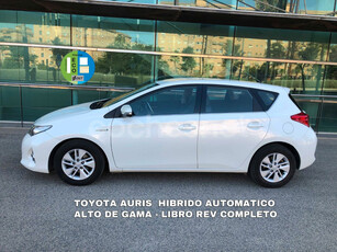 TOYOTA Auris Hybrid Advance 5p.