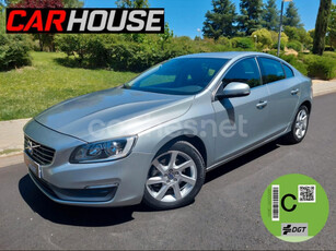 VOLVO S60 2.0 D4 Momentum Auto 4p.