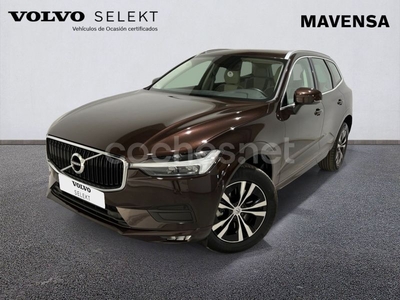 VOLVO XC60 2.0 B4 D Momentum Pro Auto 5p.