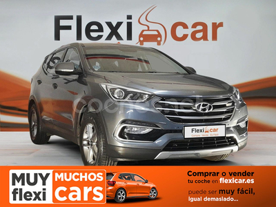 HYUNDAI Santa Fe 2.0 CRDi Essence 4x2 7S 5p.