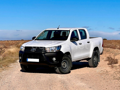 TOYOTA Hilux 2.4 D4D Cabina Doble GX