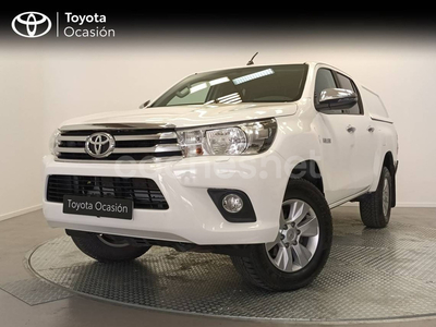 TOYOTA Hilux 2.4 D4D Cabina Doble VX 4p.