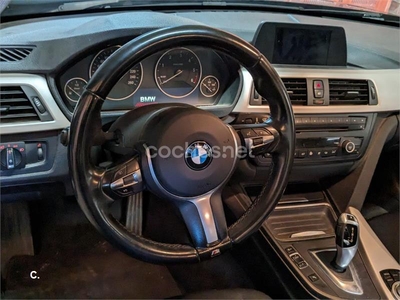 BMW Serie 3 320d Essential Edition 4p.