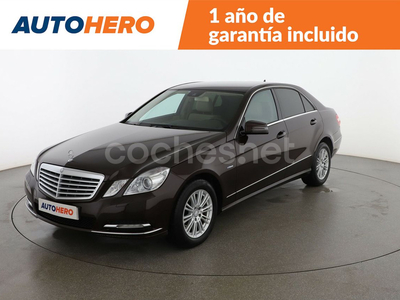 MERCEDES-BENZ Clase E E 250 CGI Blue Efficiency Elegance 4p.