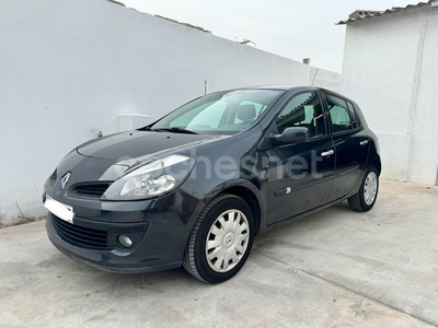 RENAULT Clio Expression 1.4 16v 5p.